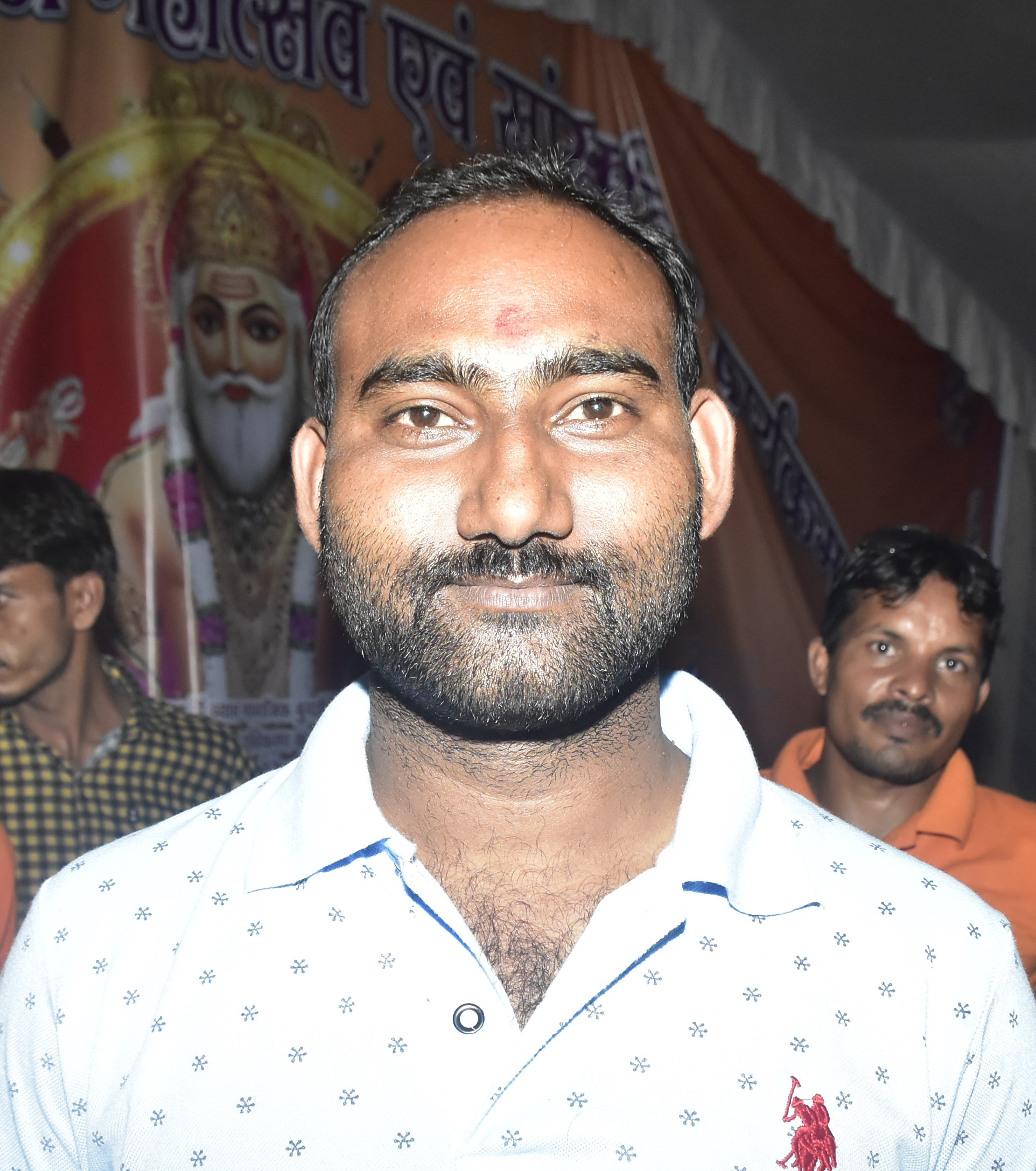 राकेश विश्वकर्मा 